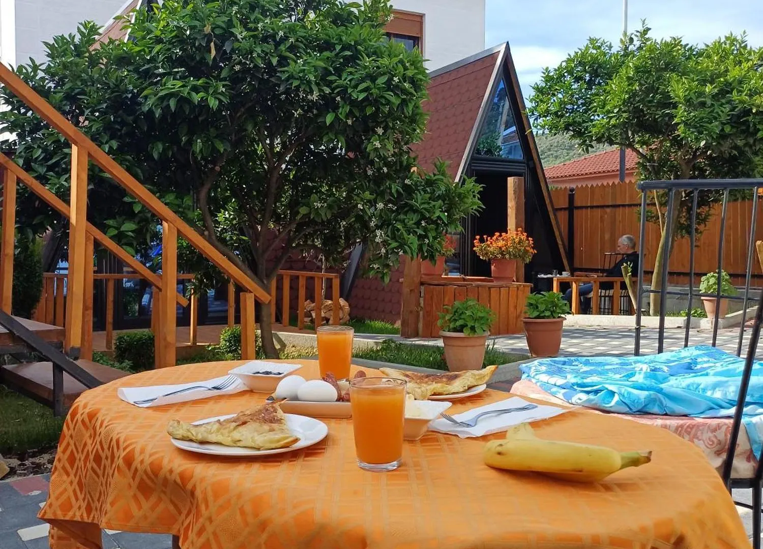 別荘 Guest House Adilaj ベラト アルバニア
